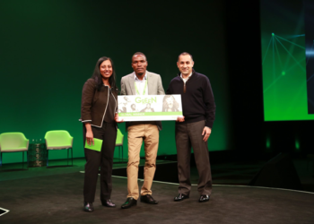 Invernadero fotovoltaico orgánico gana los premios Go Green in the City