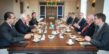 Sostiene titular de la SADER primera reunión con su homólogo de EEUU