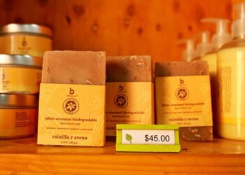 Emprenden en herbolaria con fines estéticos