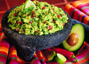 Financiamiento impulsa a pequeños y medianos productores de aguacate