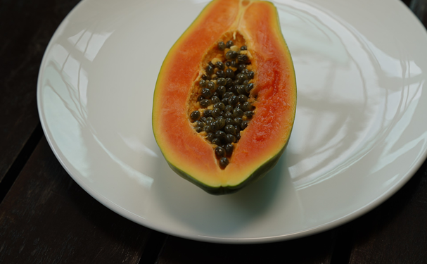 Autoridades rechazan que papaya mexicana sea fuente de contaminación