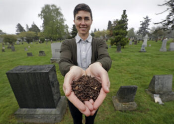 Restos humanos podrían convertirse en abono orgánico