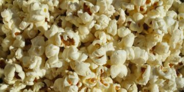 Alerta Profeco sobre el riesgo de consumir palomitas de microondas