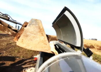 Equipo convierte residuos orgánicos en compost para usar como fertilizante